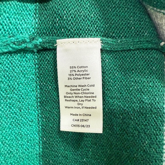 Talbots Gray and Teal Sweater with Snowflake and Tree Design - Picture 5 of 6